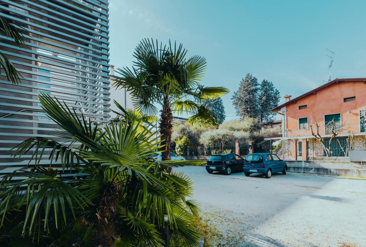 The Attico Leilighet Padenghe sul Garda Eksteriør bilde