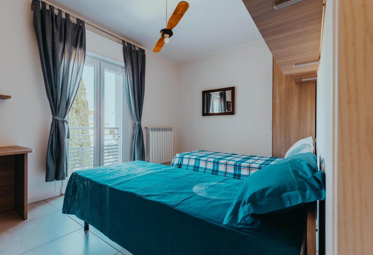 The Attico Leilighet Padenghe sul Garda Eksteriør bilde