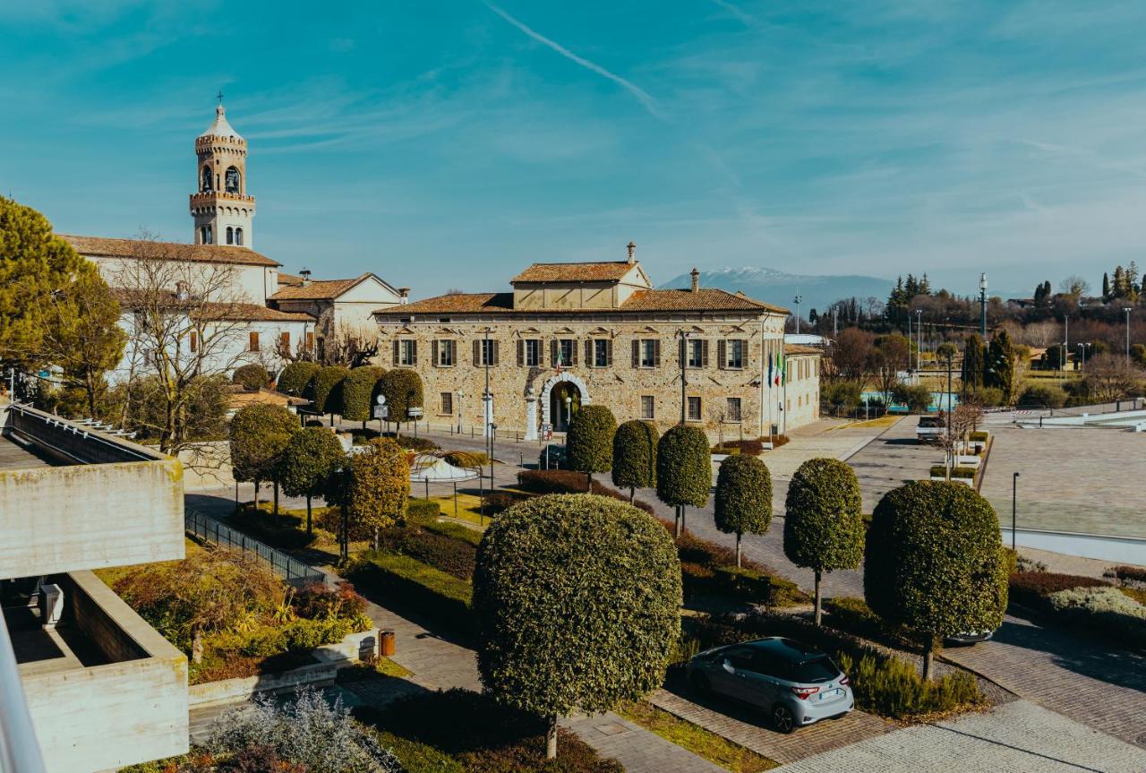 The Attico Leilighet Padenghe sul Garda Eksteriør bilde